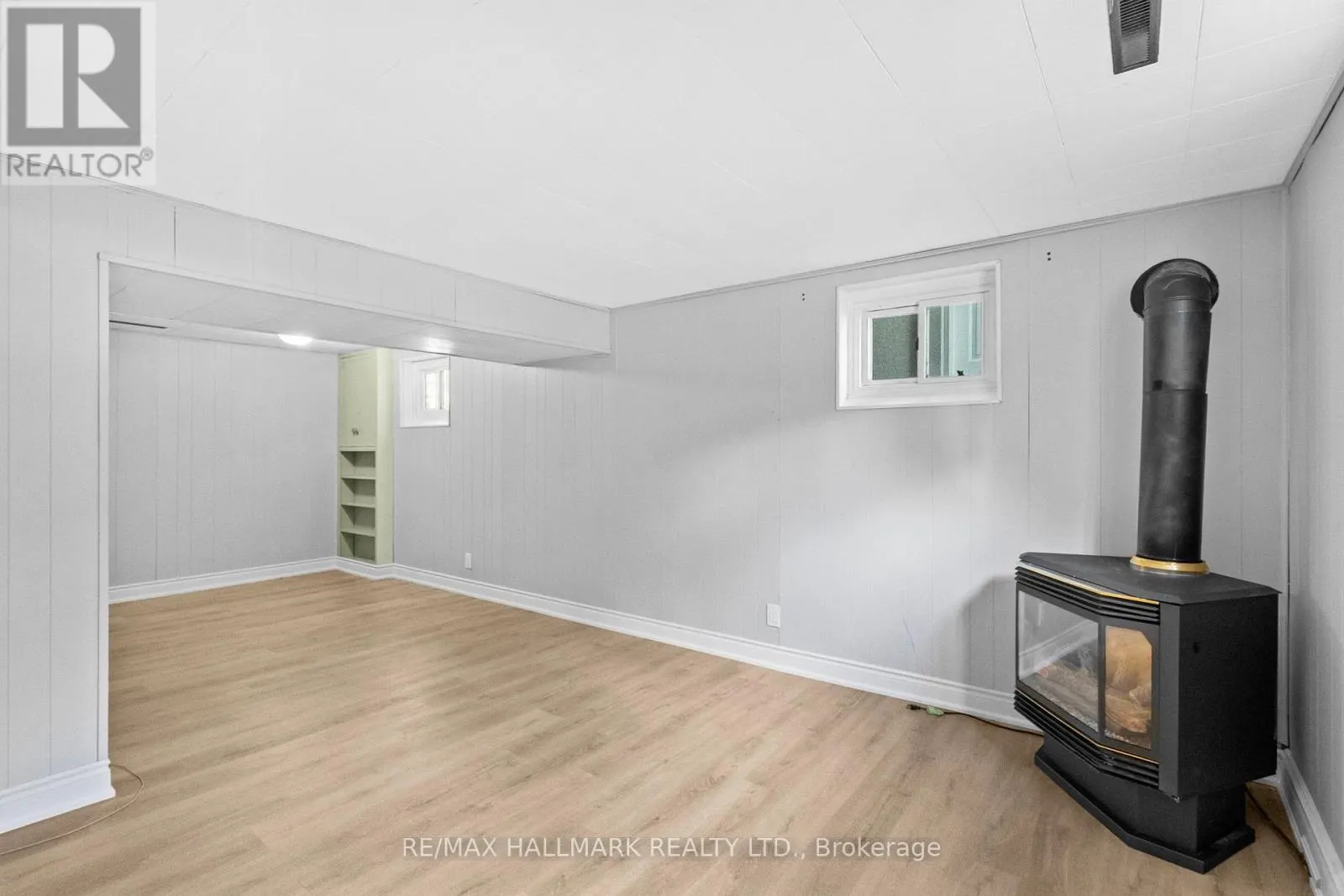 441 JEANETTE DRIVE