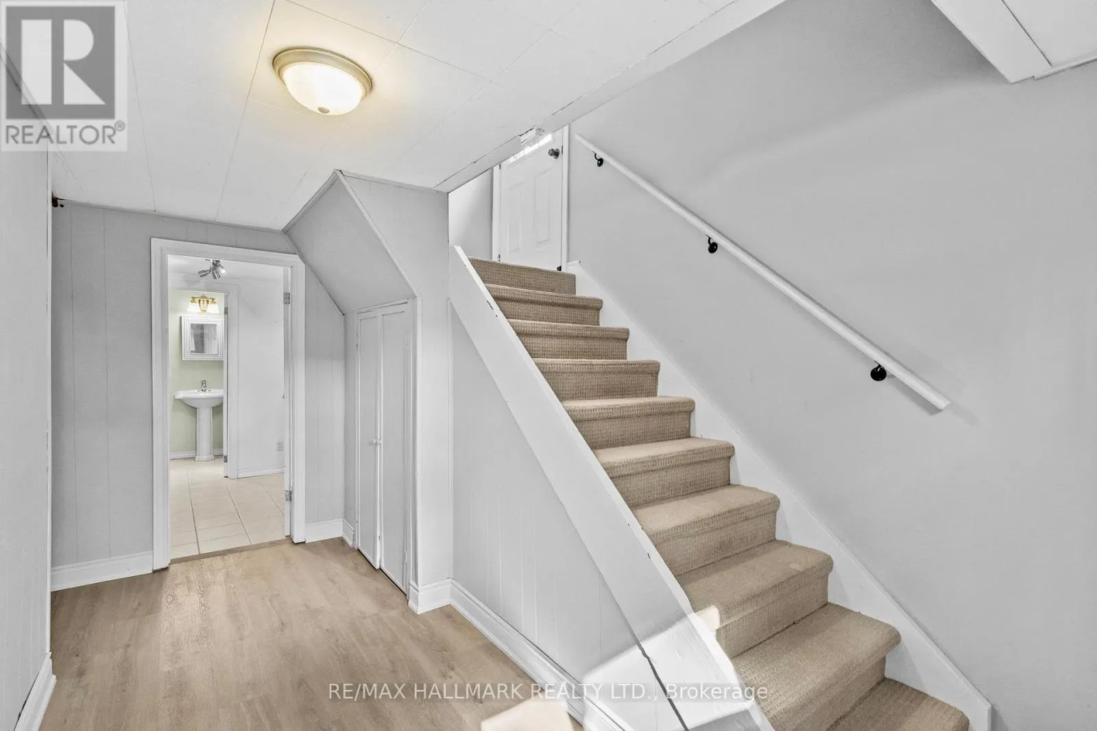 441 JEANETTE DRIVE