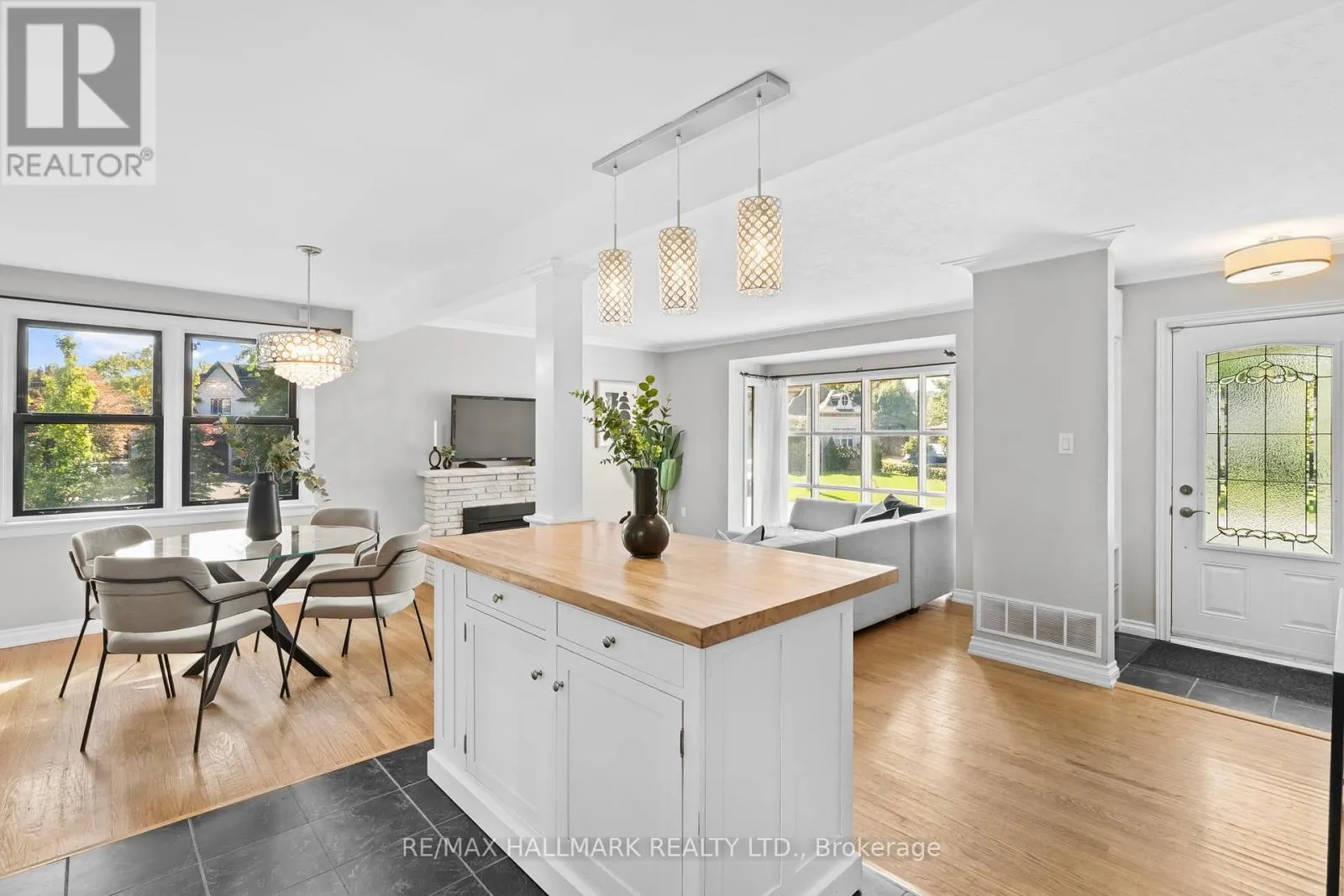 441 JEANETTE DRIVE