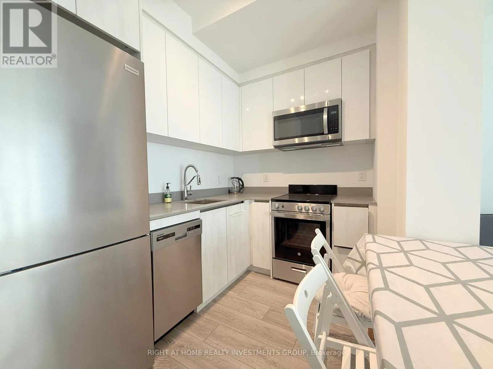 1212 - 3100 KEELE STREET