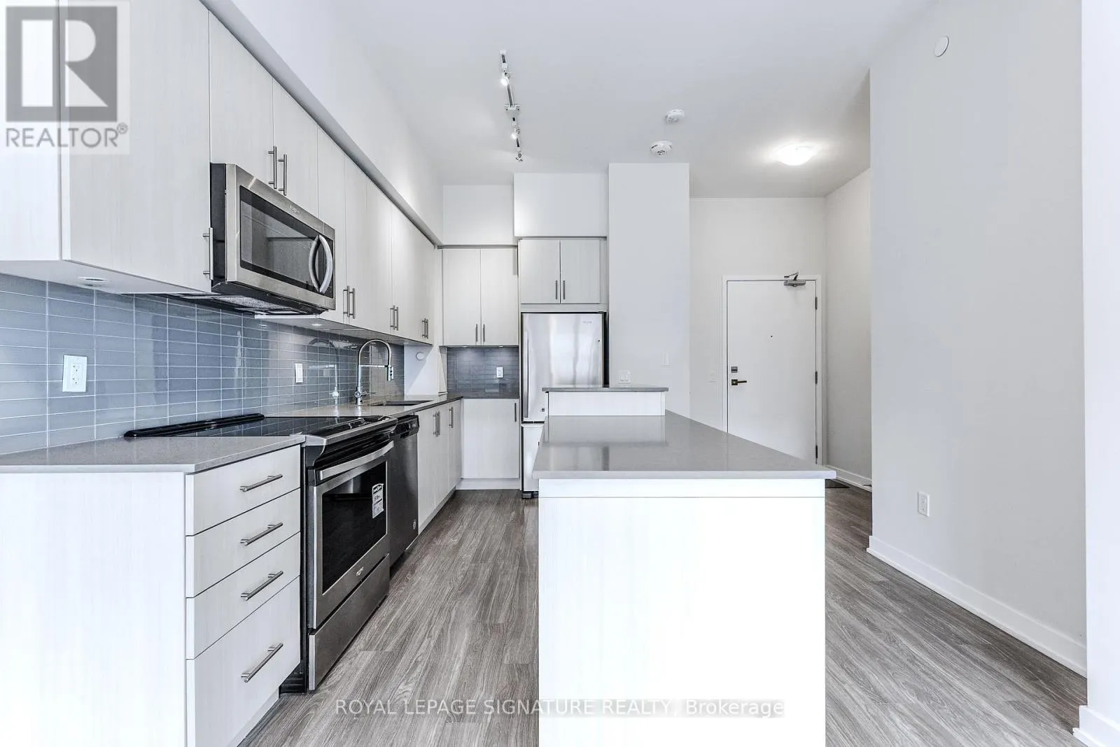 338 - 4085 PARKSIDE VILLAGE DRIVE