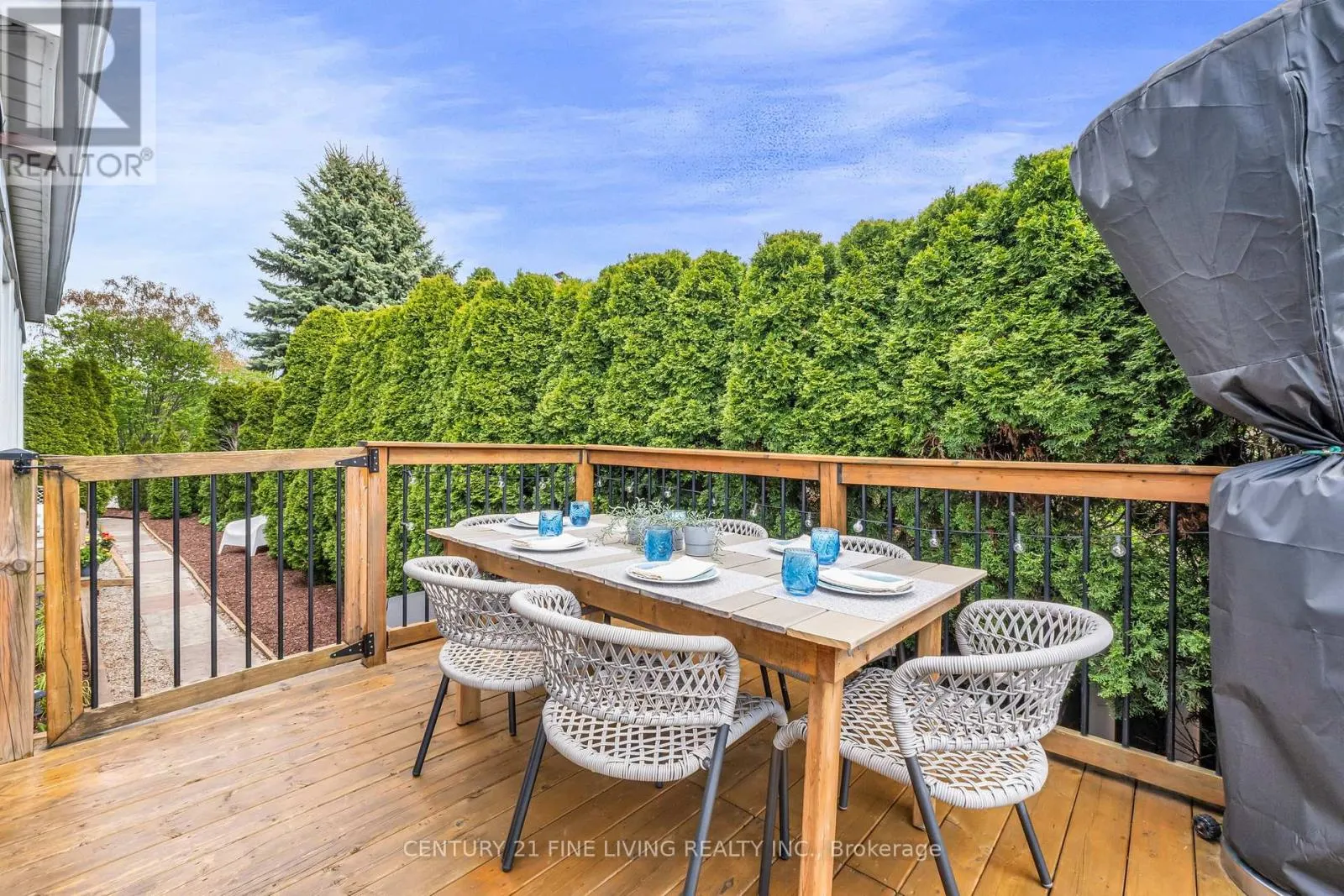 30 NORGROVE CRESCENT
