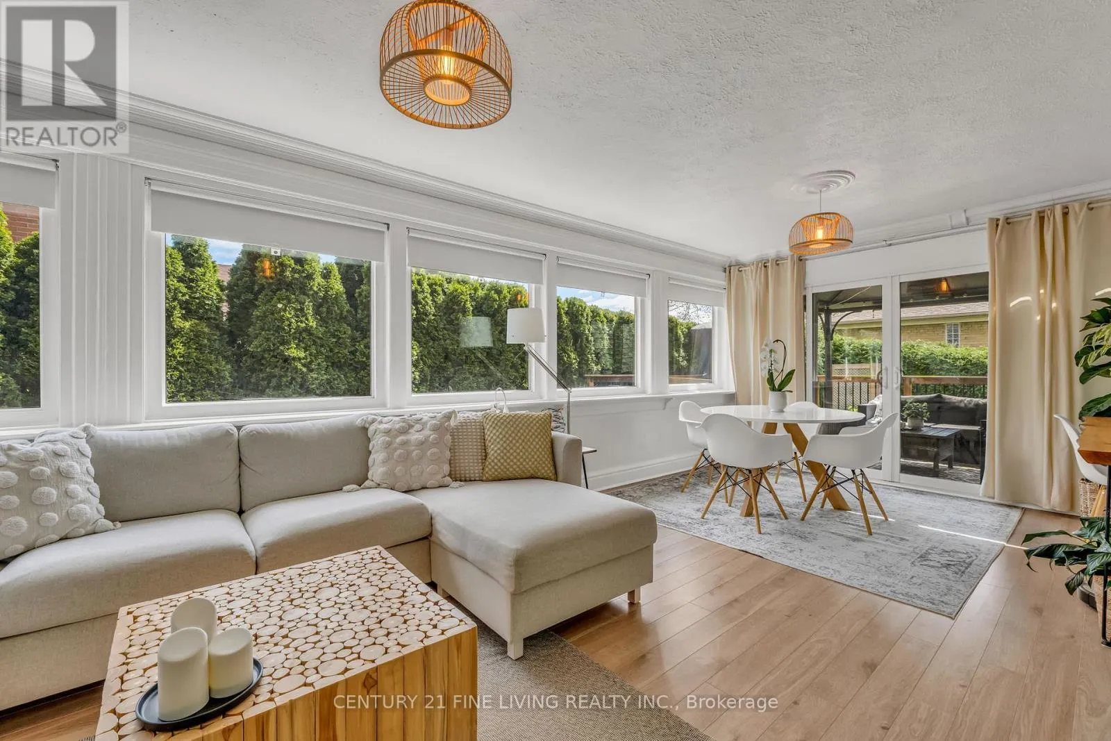 30 NORGROVE CRESCENT