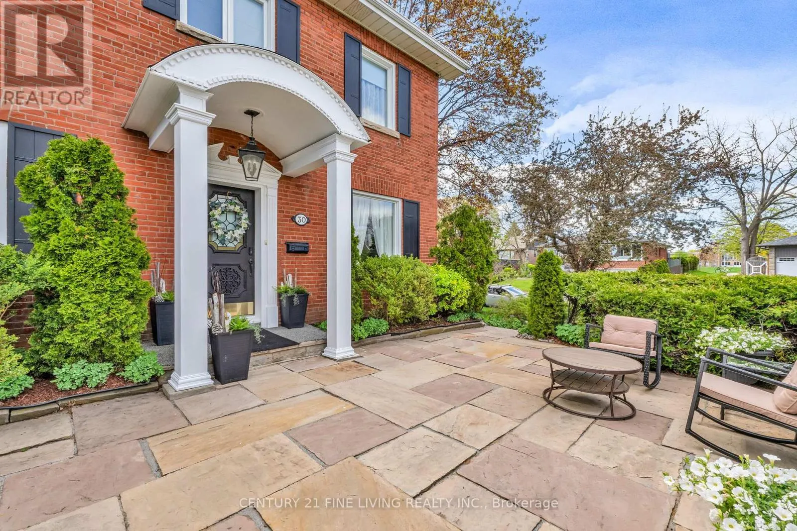 30 NORGROVE CRESCENT