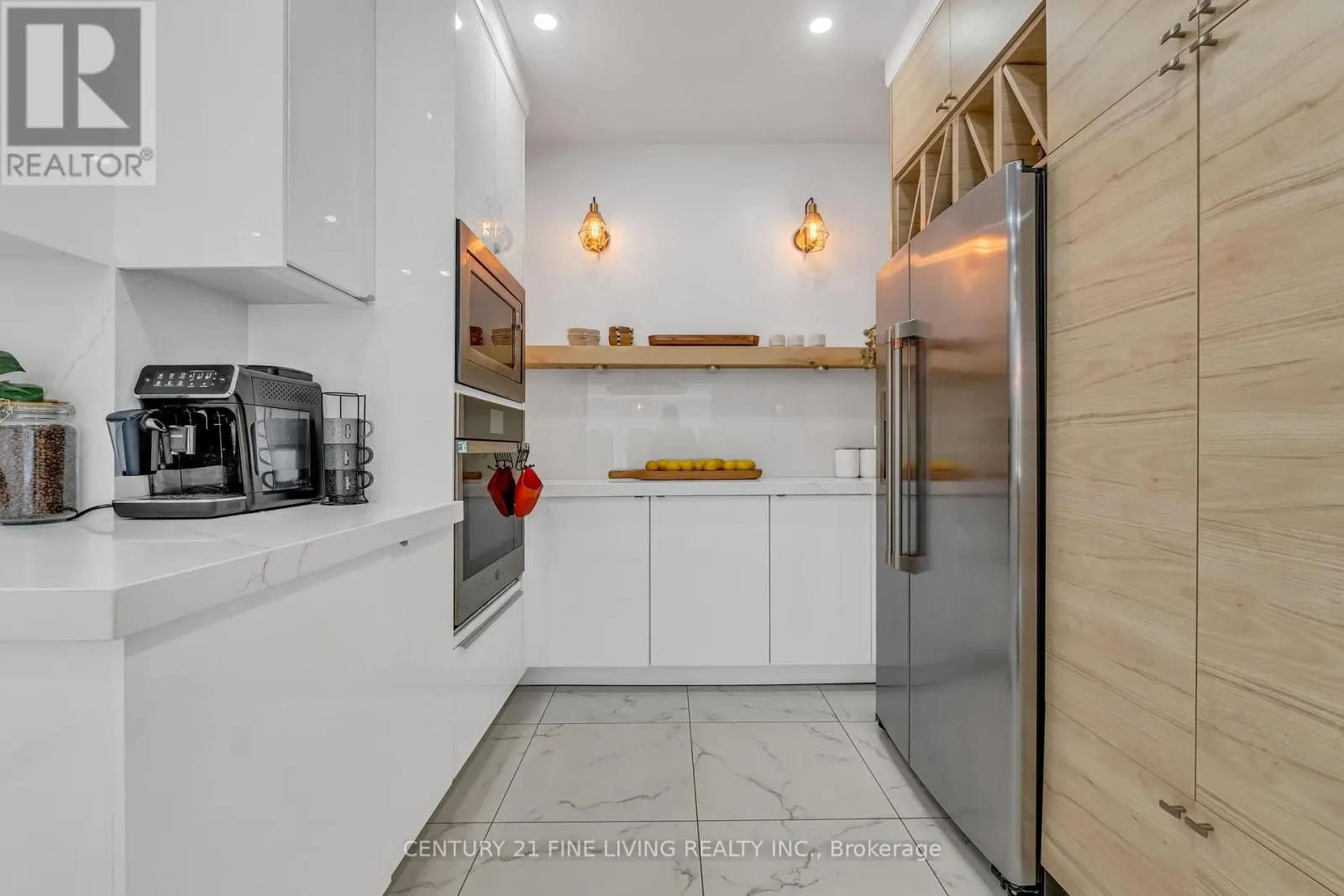 30 NORGROVE CRESCENT