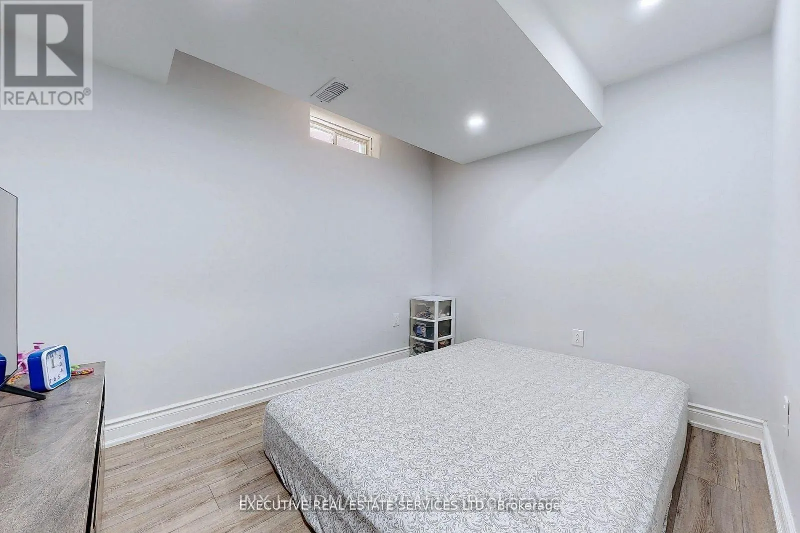 37 MARTREE CRESCENT