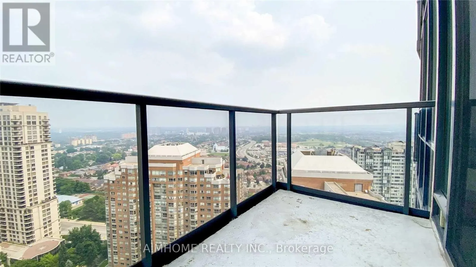 2907 - 330 BURNHAMTHORPE ROAD W