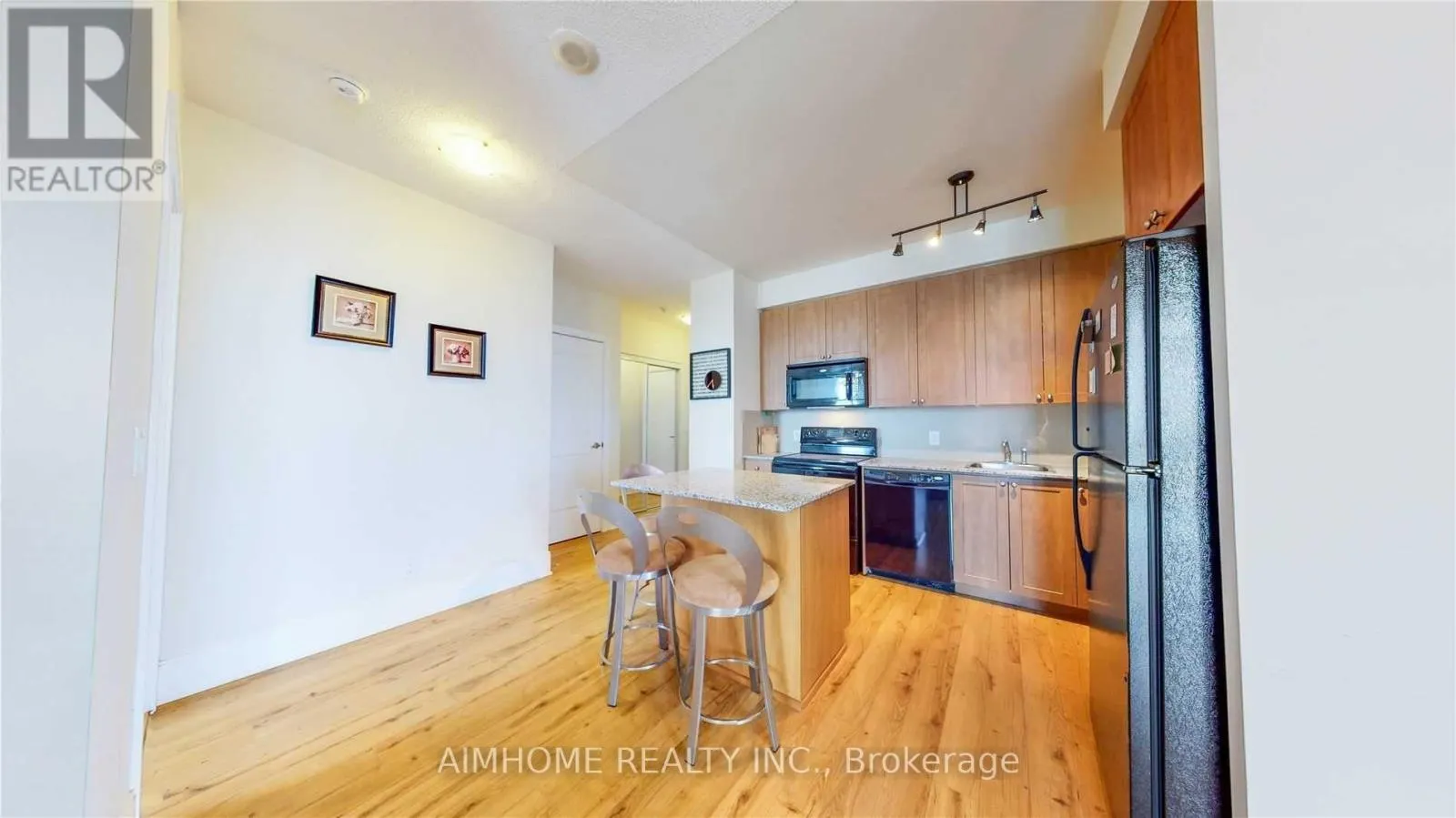 2907 - 330 BURNHAMTHORPE ROAD W