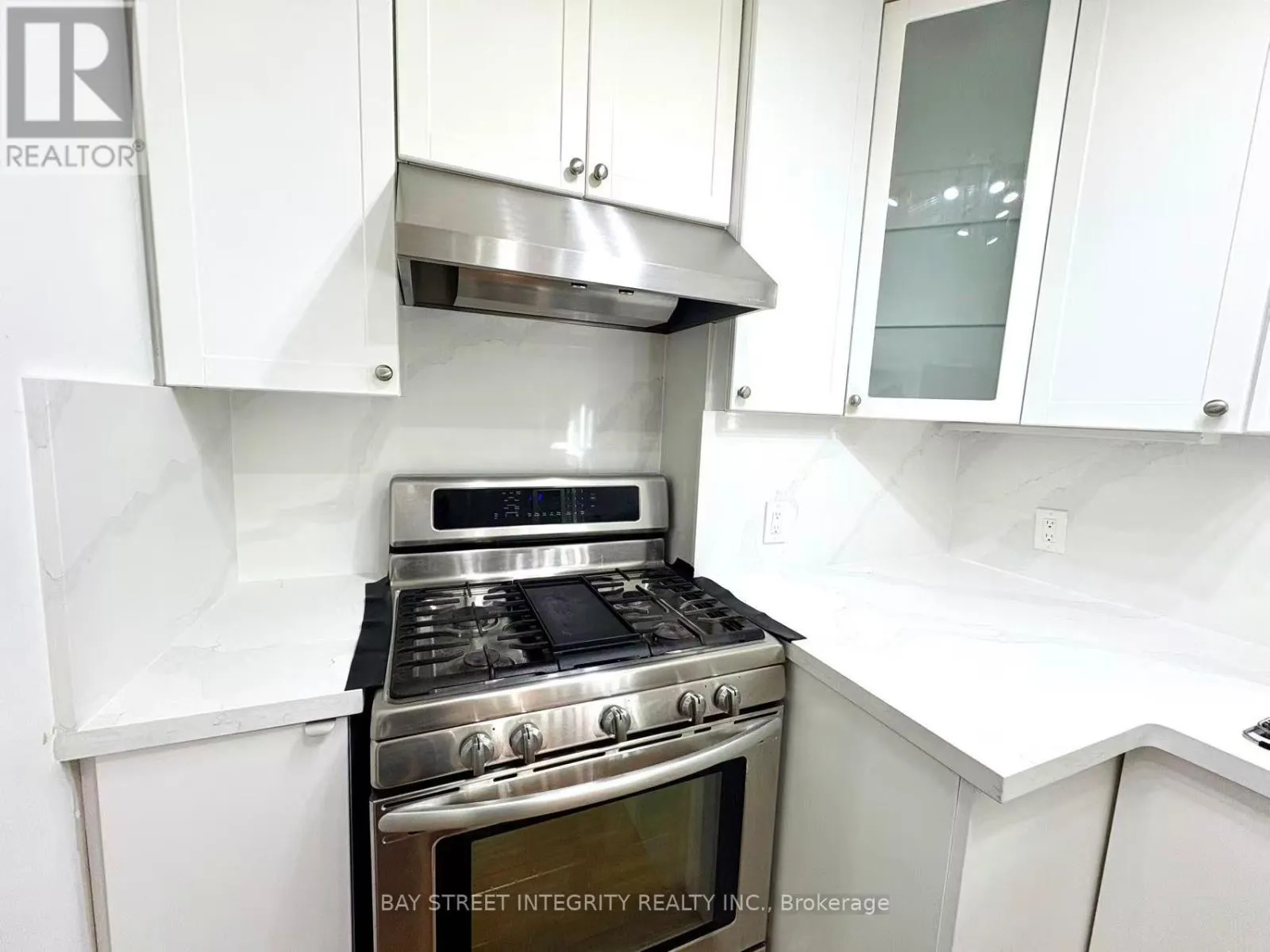 1270 CROSSFIELD BEND