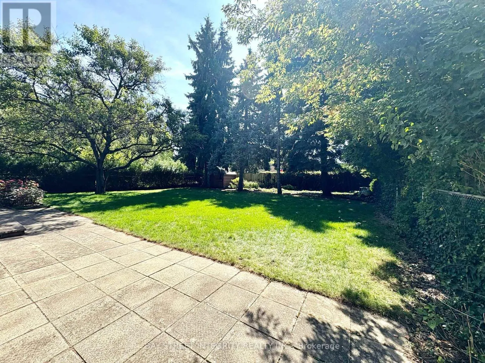 1270 CROSSFIELD BEND