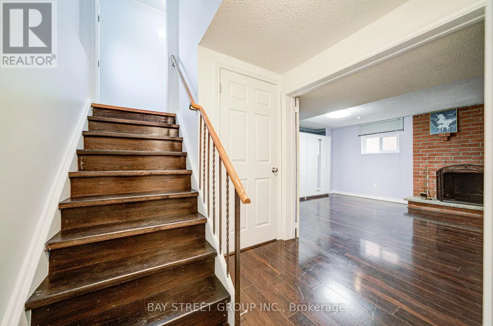572 RIDEAU GATE