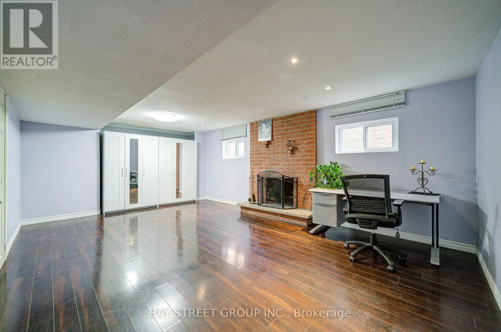 572 RIDEAU GATE