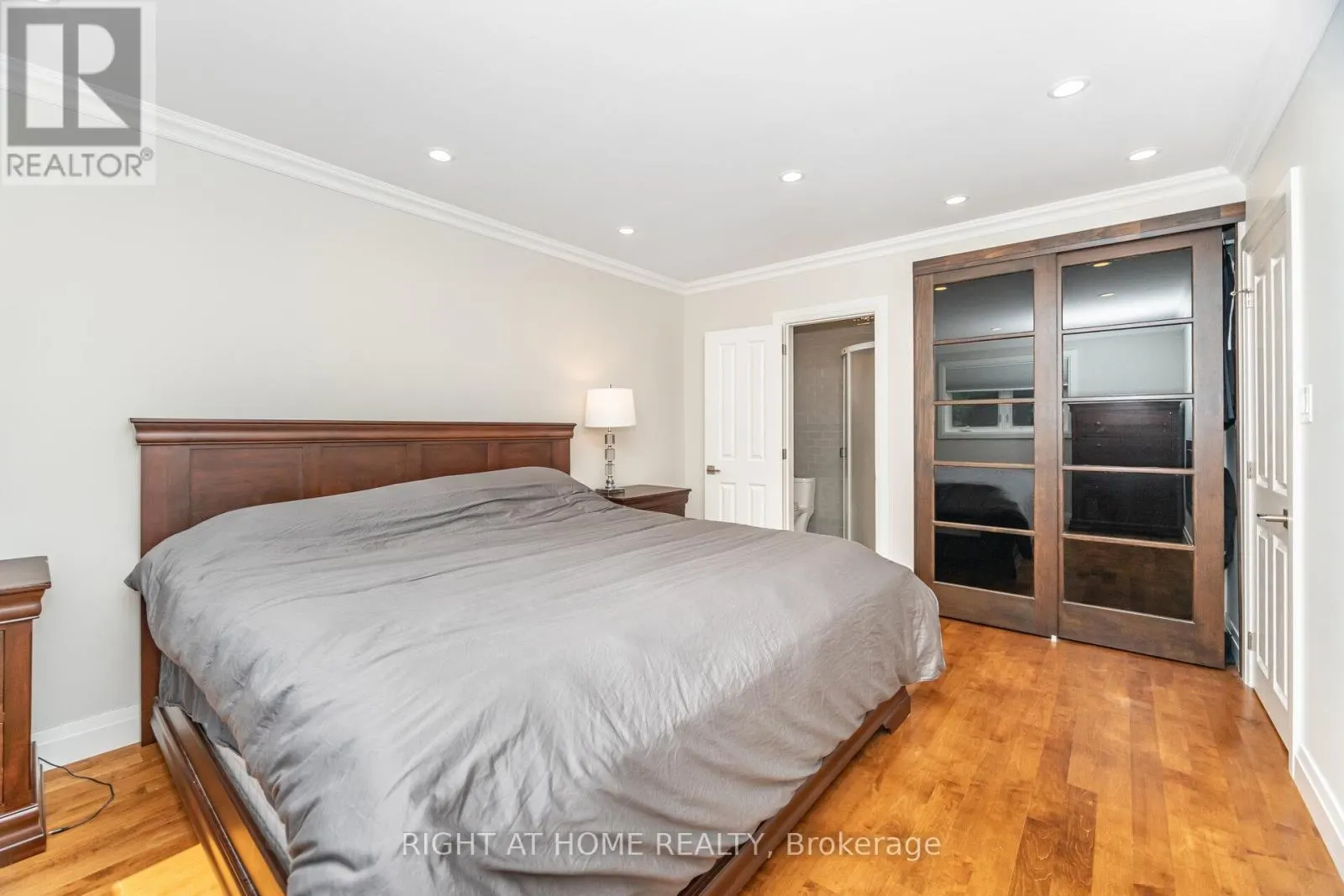 3 LETHBRIDGE AVENUE