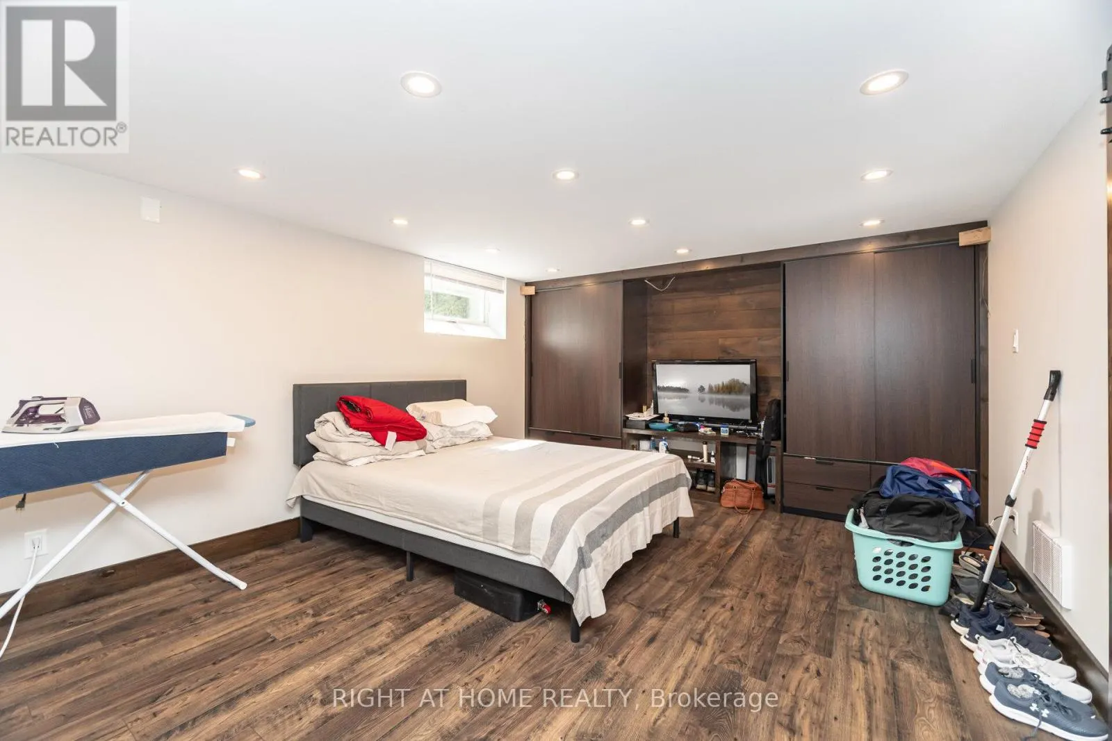 3 LETHBRIDGE AVENUE