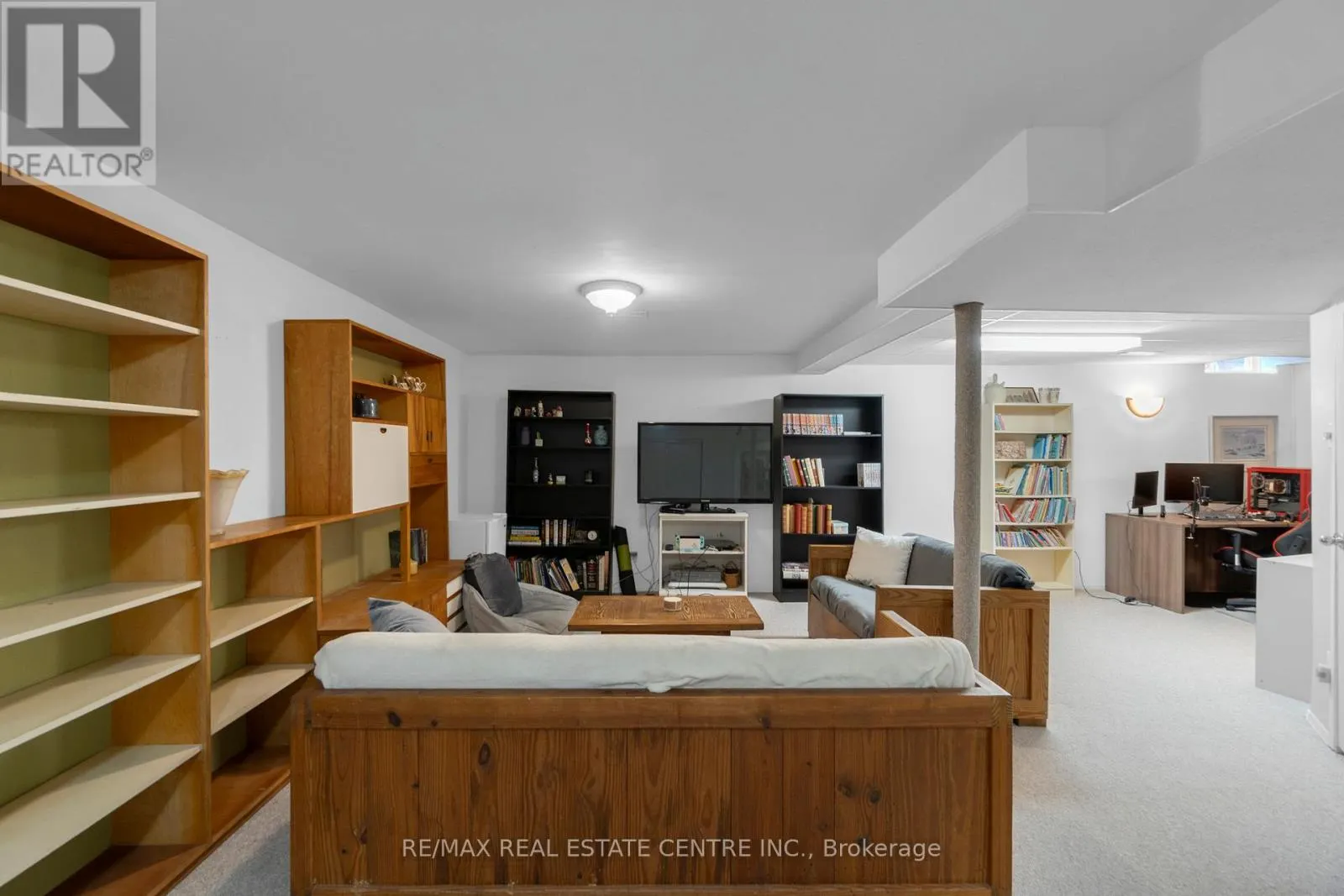 21 WATSON ROAD