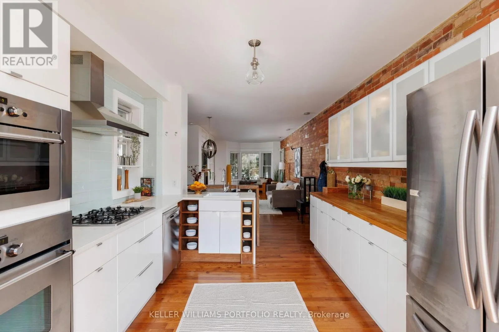 77 HOOK AVENUE