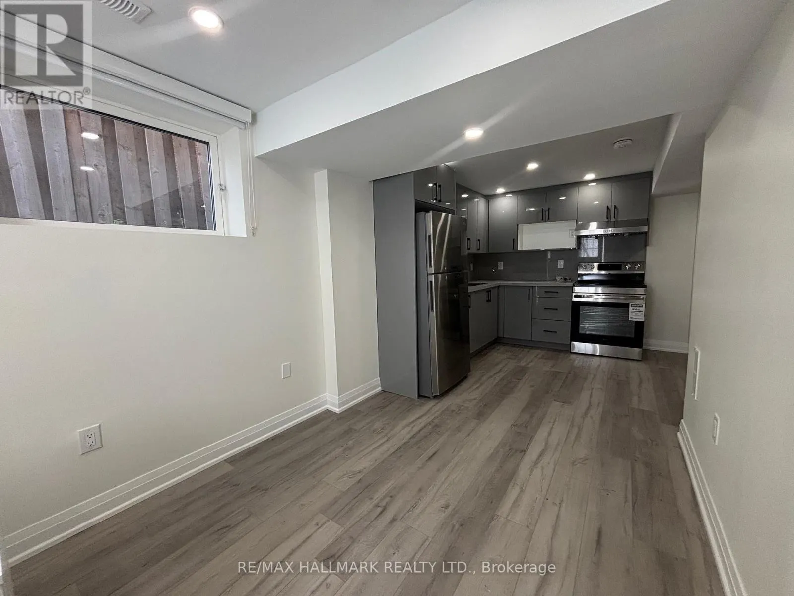 4 CUTTERS CRESCENT