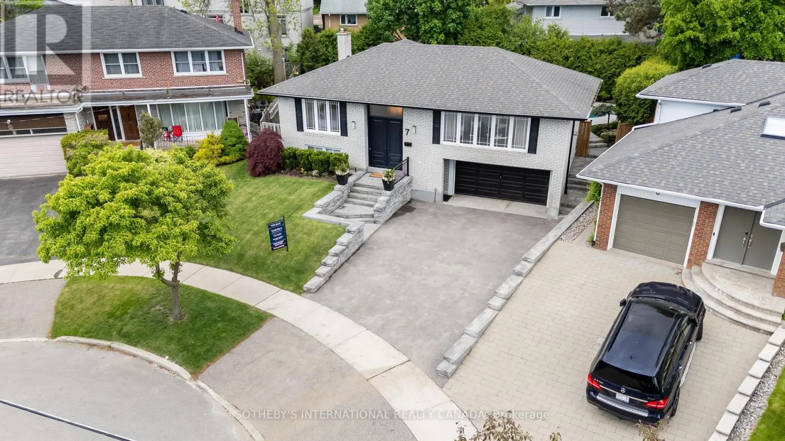 7 WELBROOKE PLACE