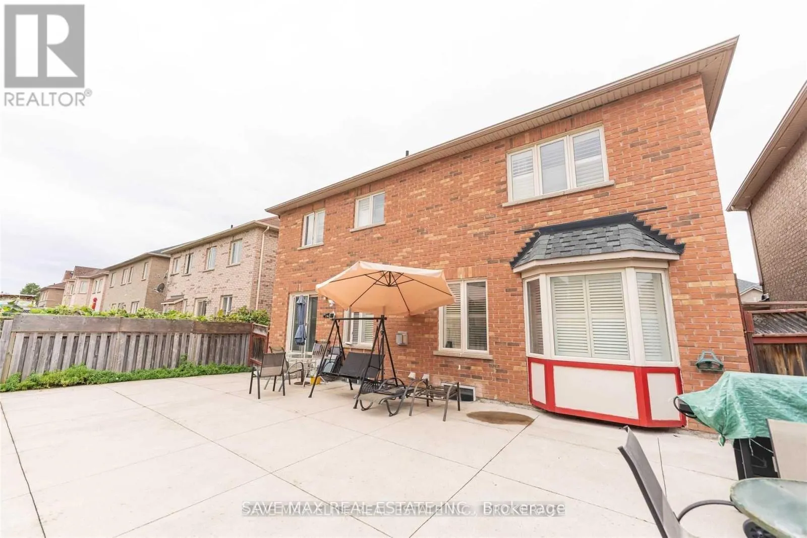 12 MAVERICK CRESCENT