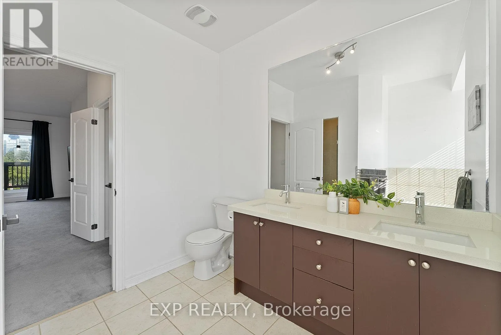 451 ROYAL YORK ROAD