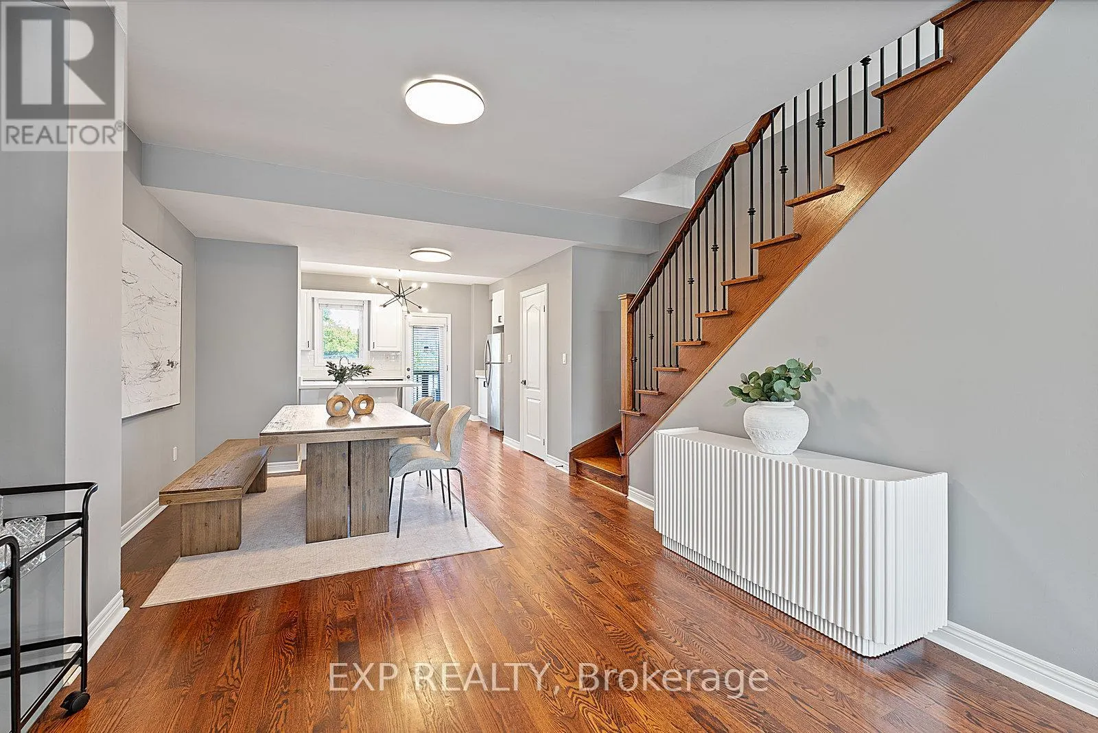 451 ROYAL YORK ROAD