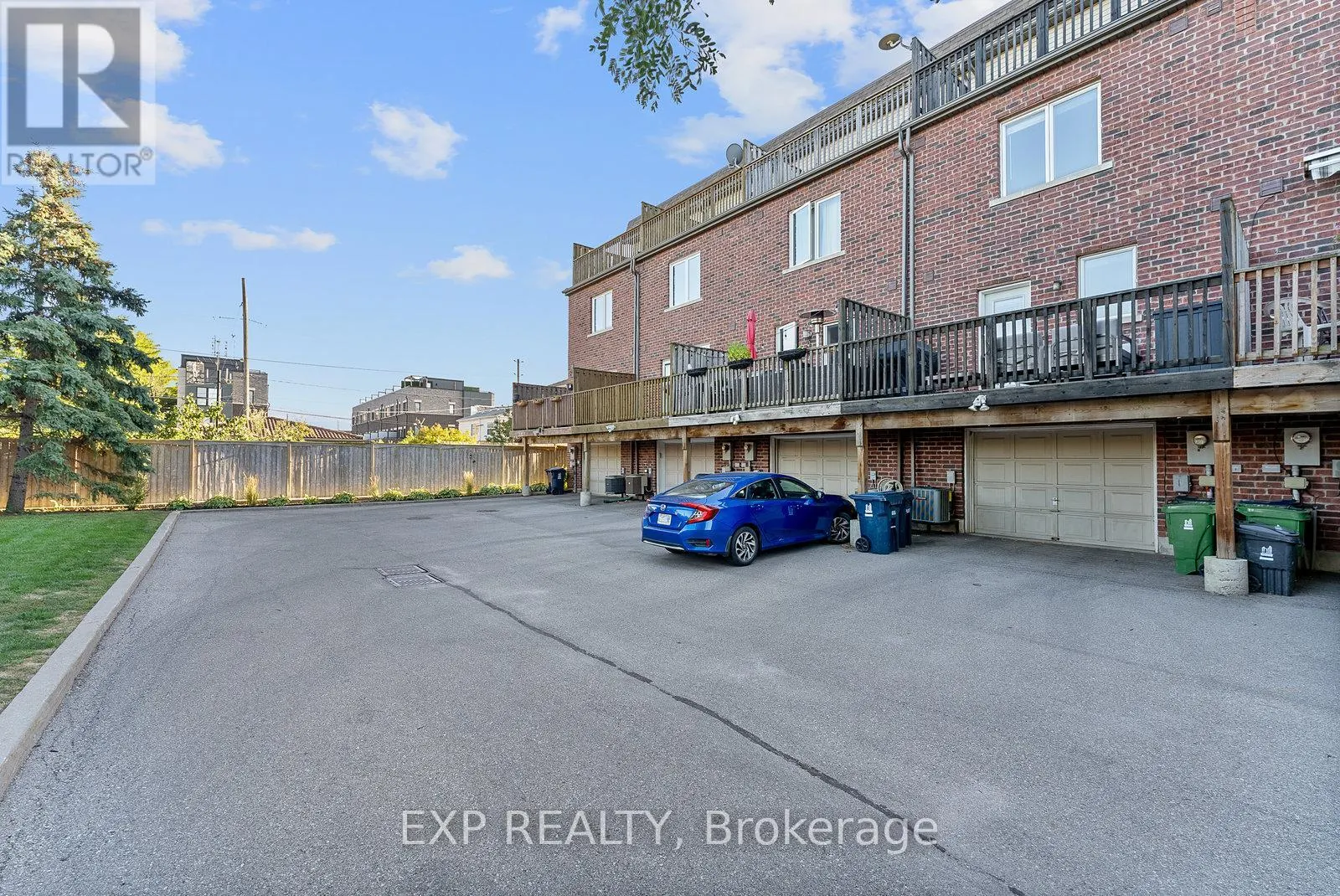 451 ROYAL YORK ROAD
