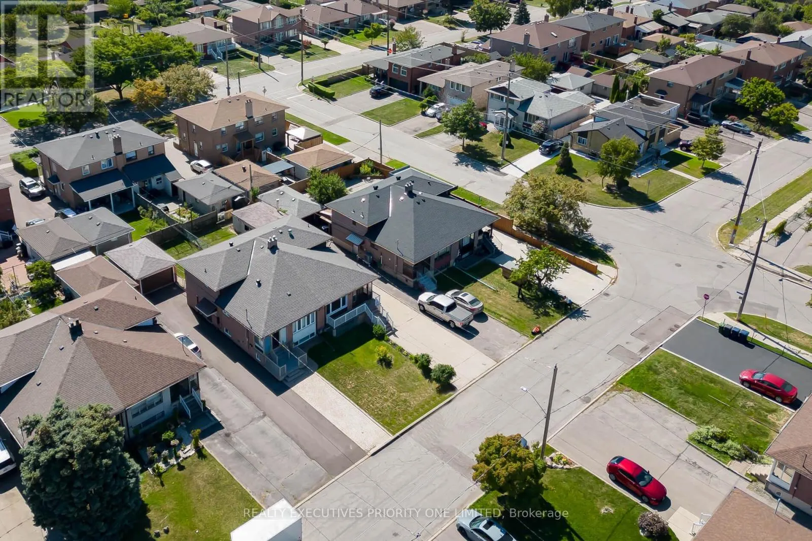 5 LANTOS COURT