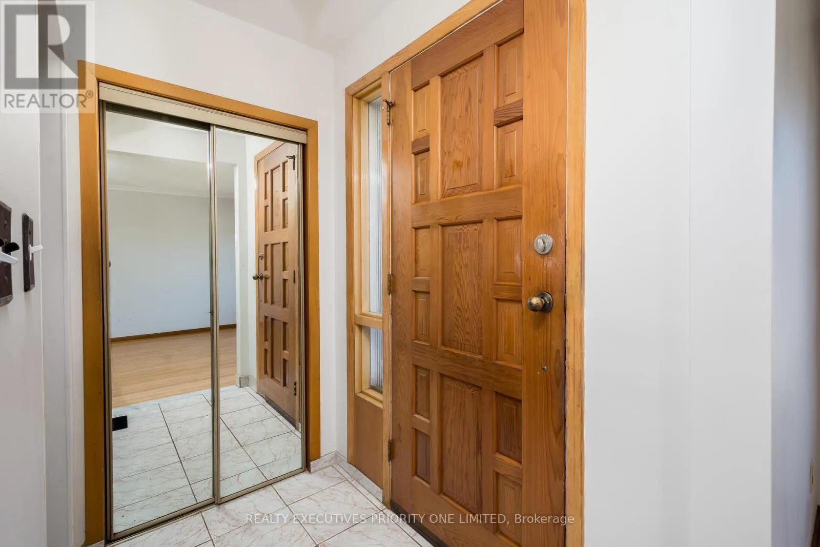 5 LANTOS COURT