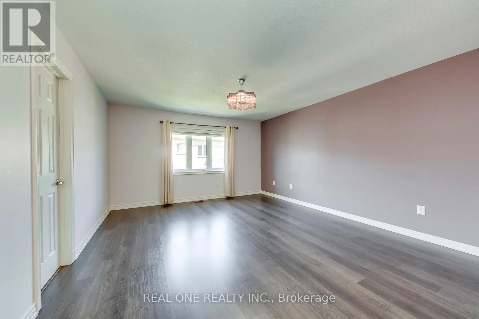 475 GEORGE RYAN AVENUE