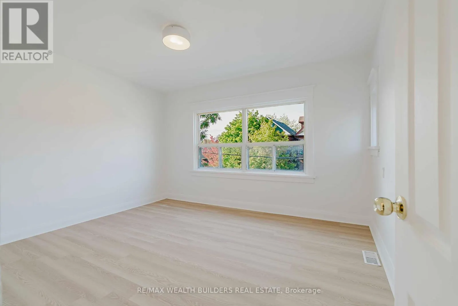 MAIN - 4 GREENLAW AVENUE