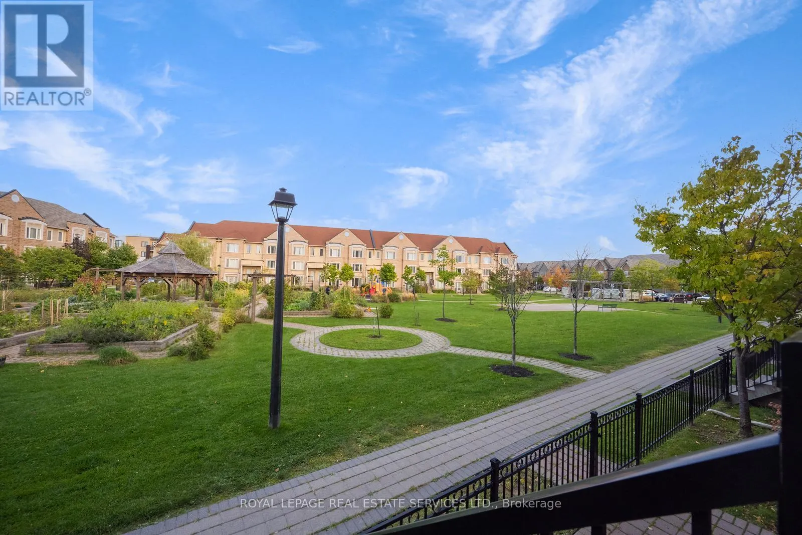 7 - 3185 BOXFORD CRESCENT