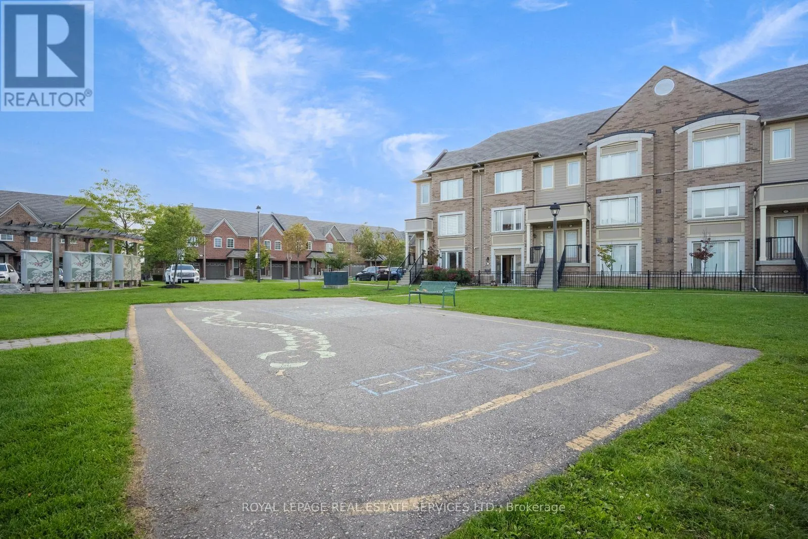 7 - 3185 BOXFORD CRESCENT