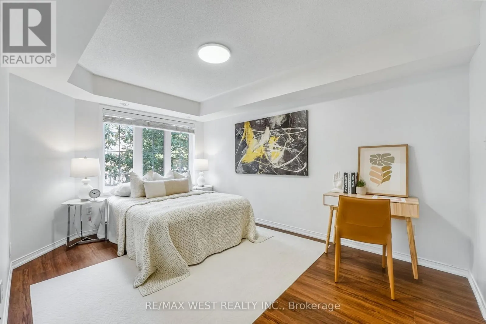 12 - 15 HAYS BOULEVARD