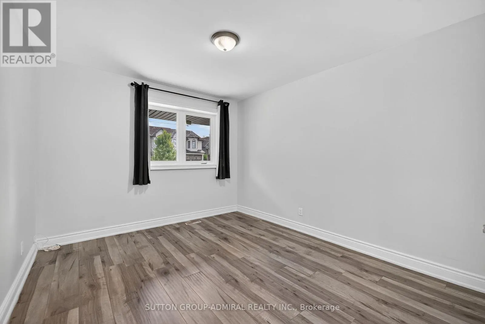 34 KNOX AVENUE