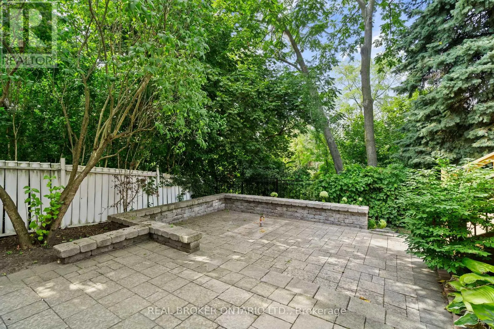841 FLETCHER VALLEY CRESCENT