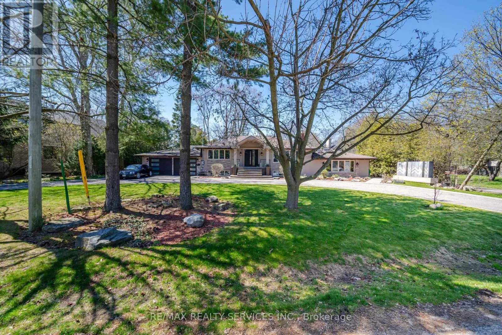1607 WATERSEDGE ROAD