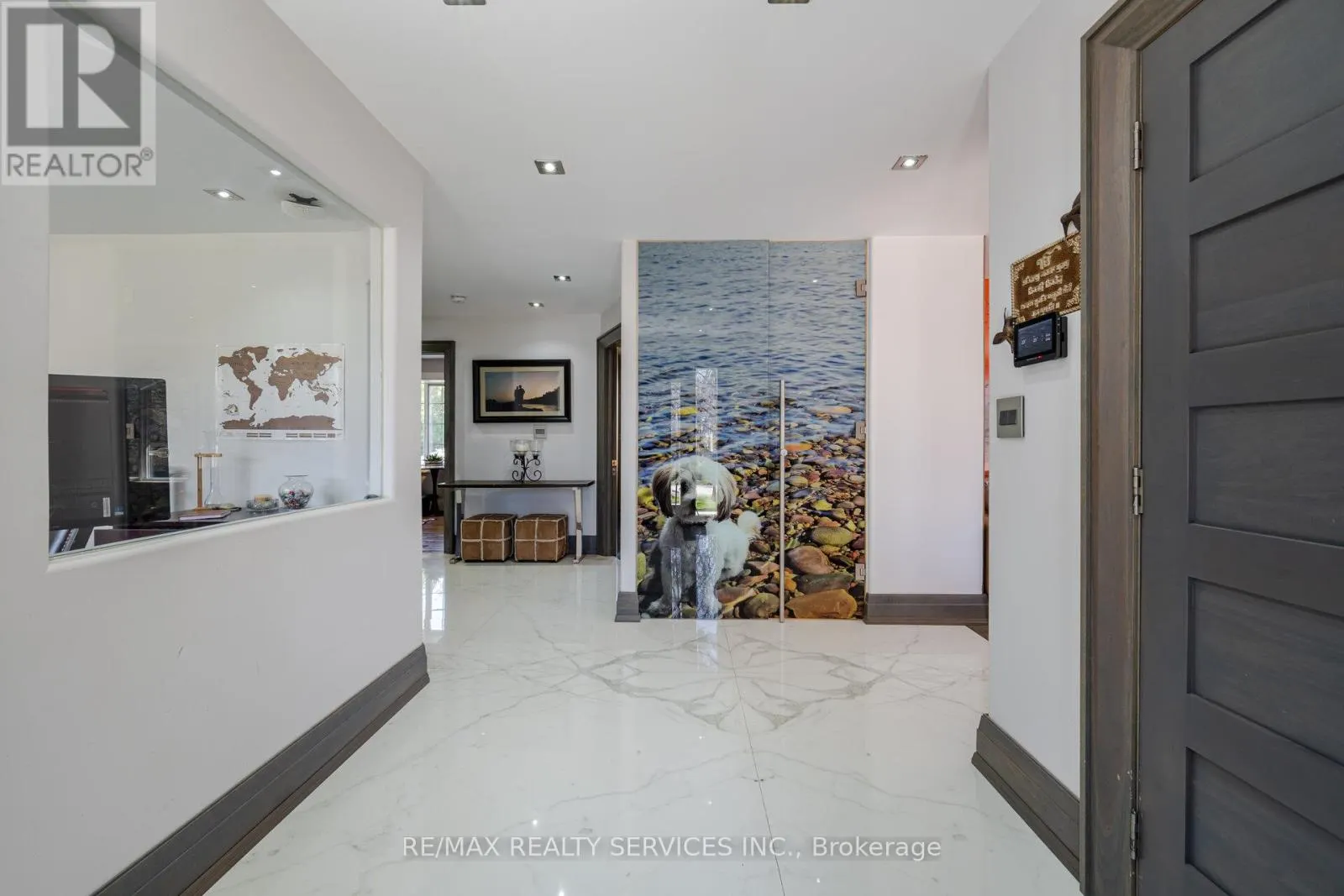 1607 WATERSEDGE ROAD