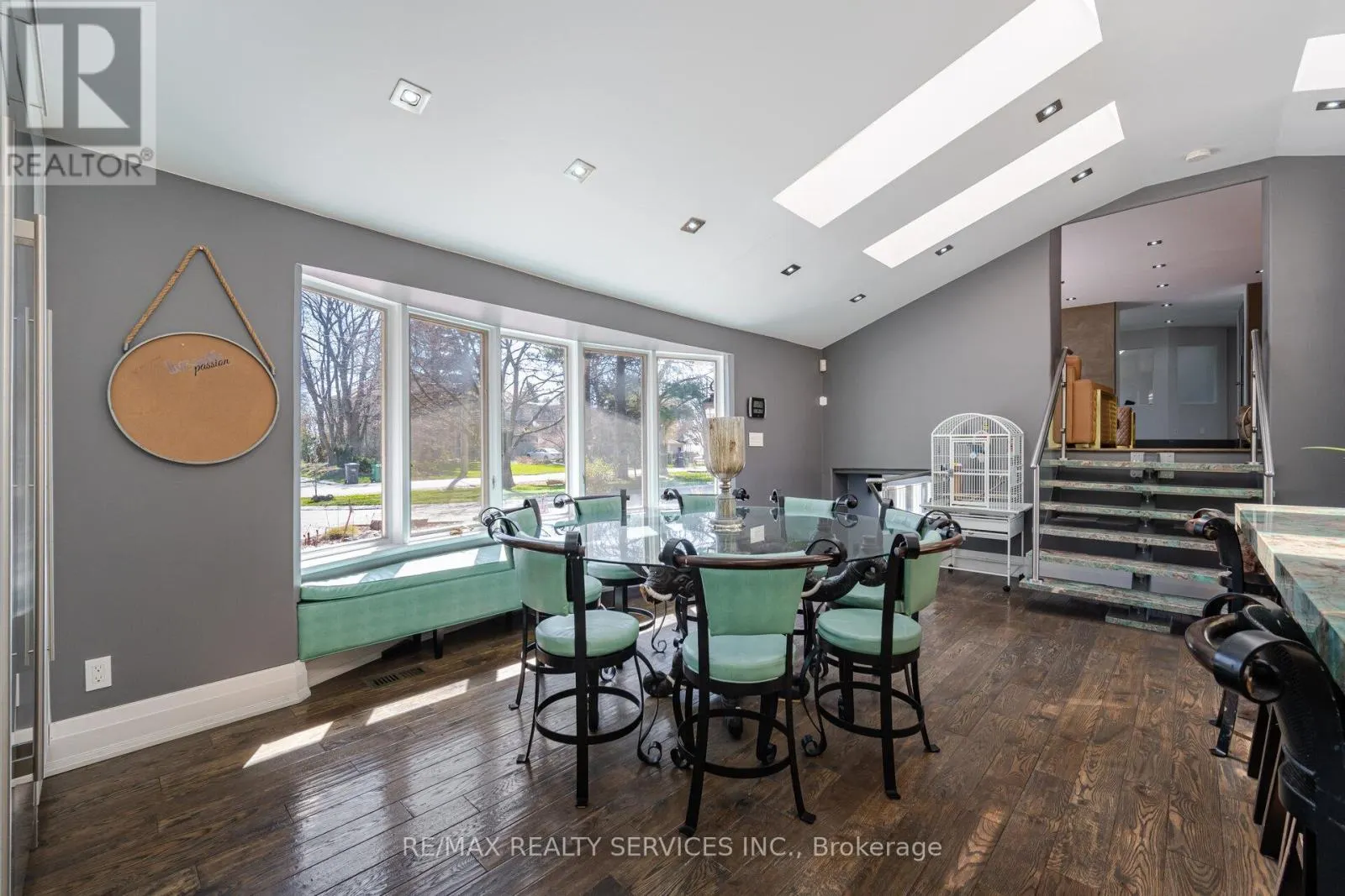 1607 WATERSEDGE ROAD