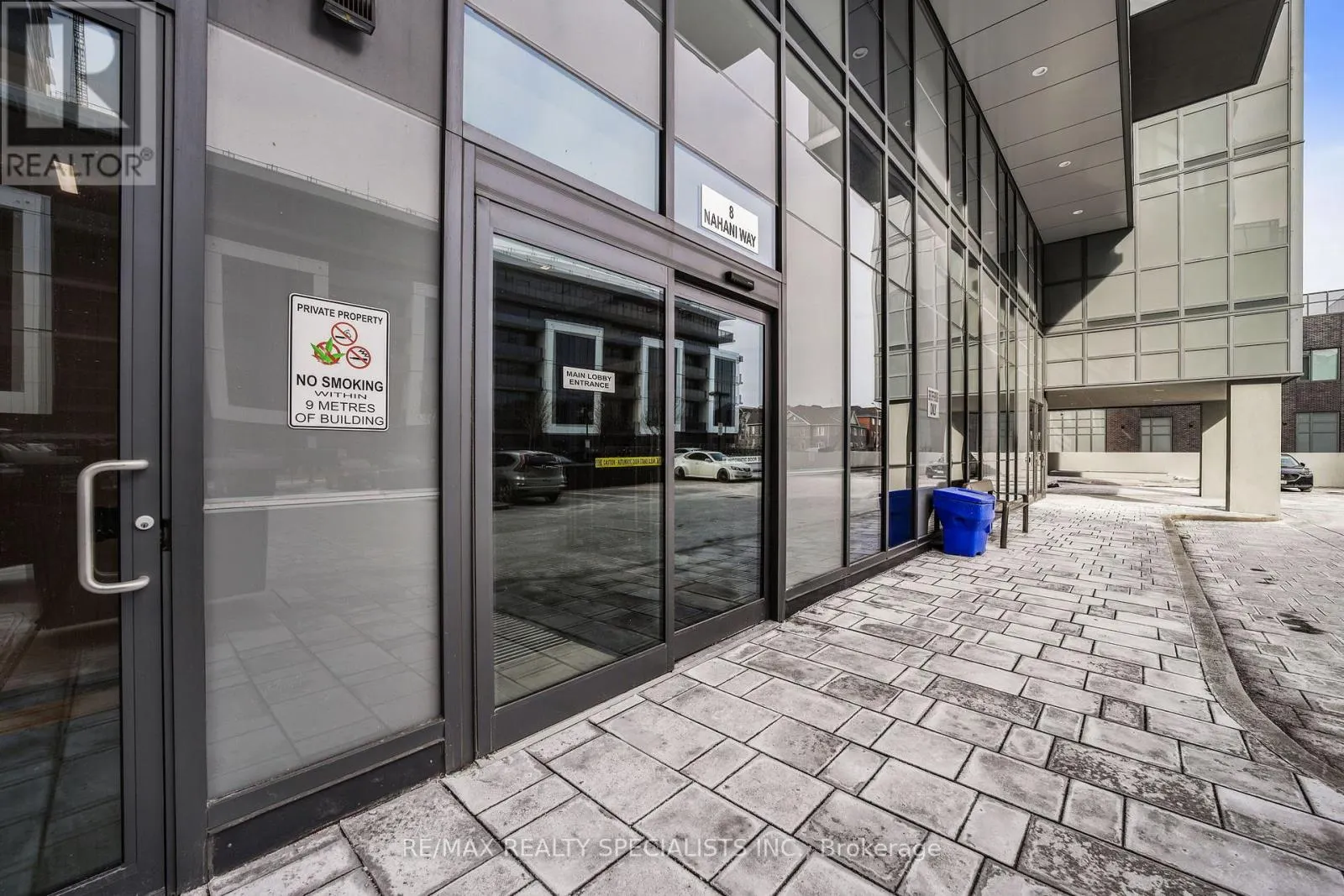 1702 - 8 NAHANI WAY