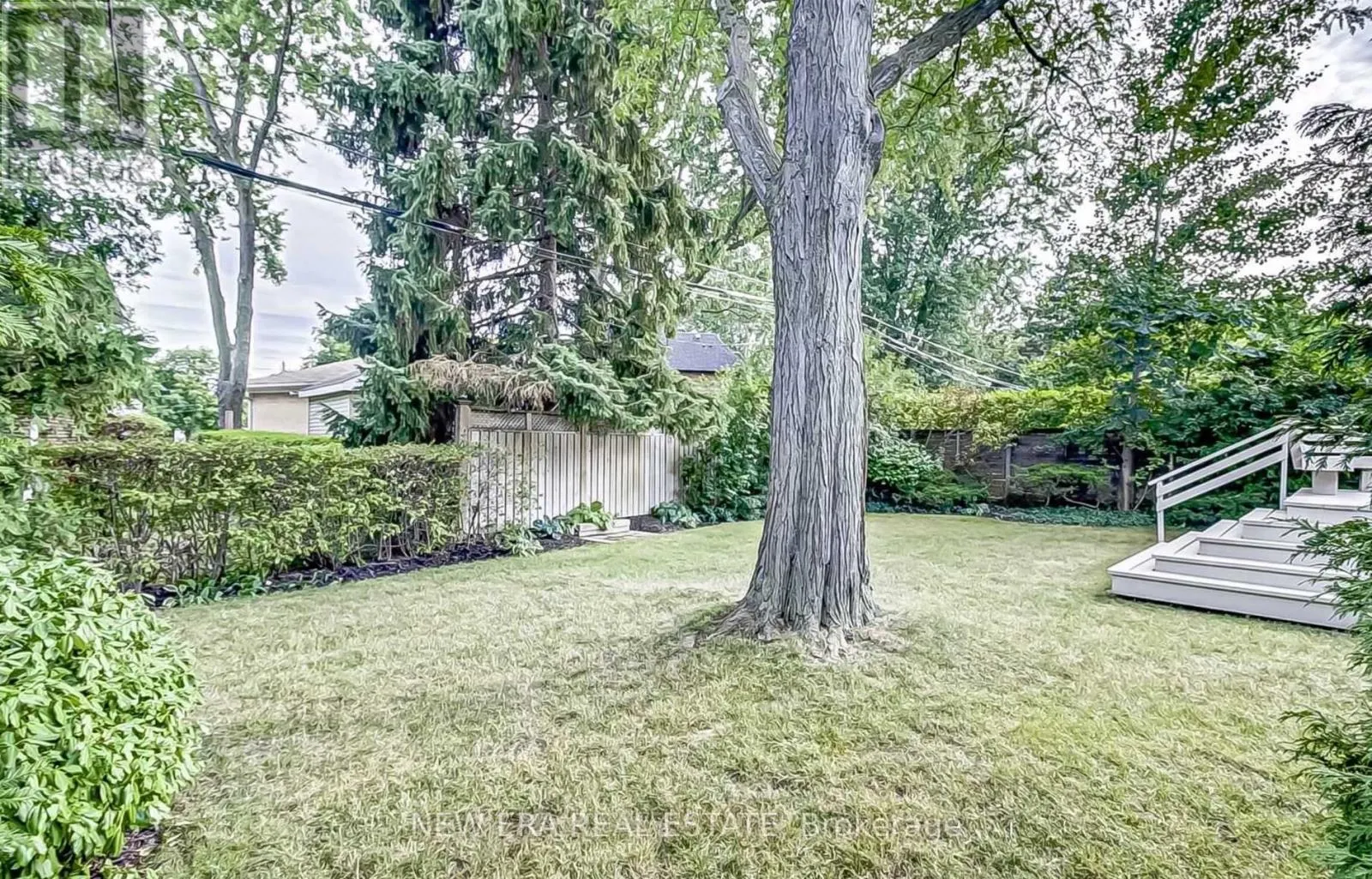 7 GREENING CRESCENT