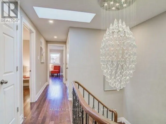 UPPER - 3017 OLYMPUS MEWS
