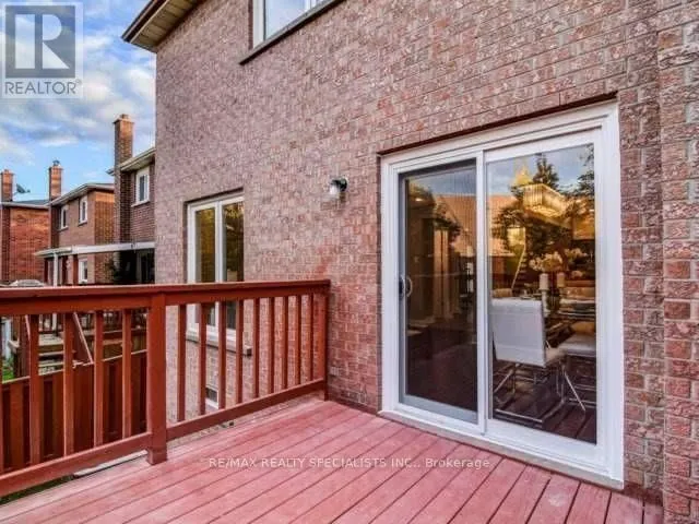UPPER - 3017 OLYMPUS MEWS