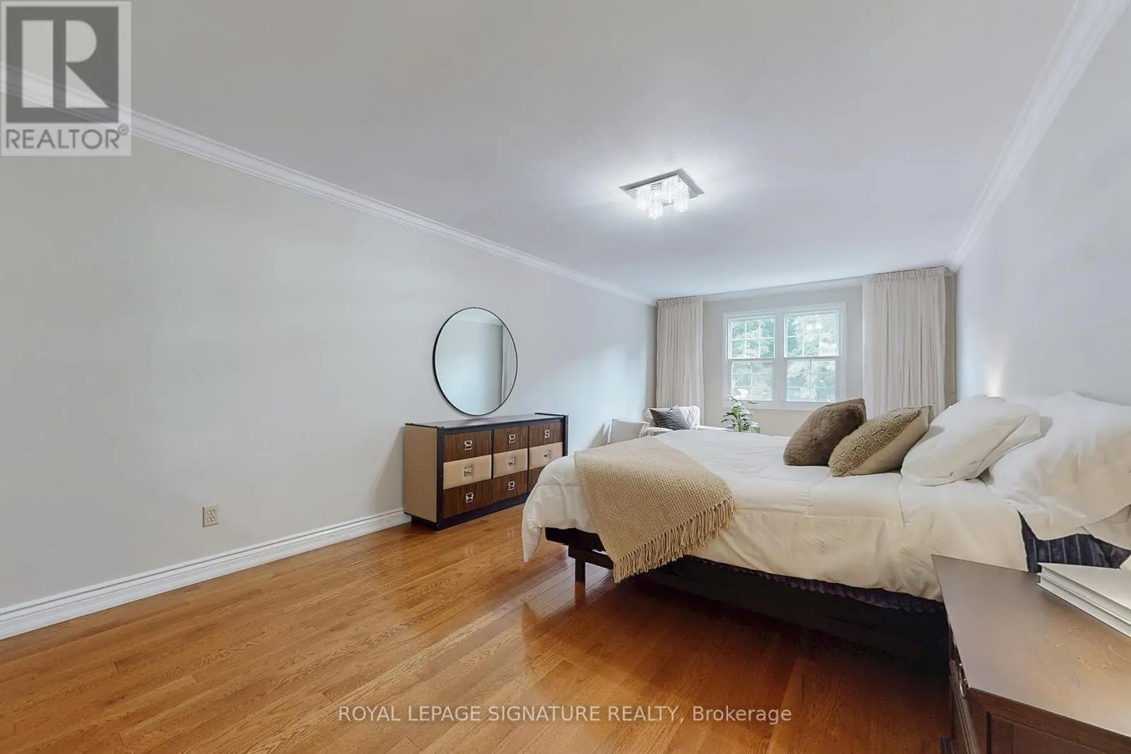 1729 PENGILLEY PLACE