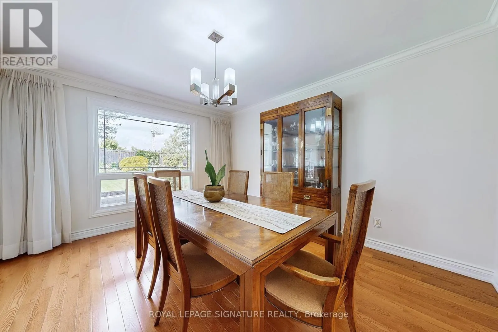 1729 PENGILLEY PLACE