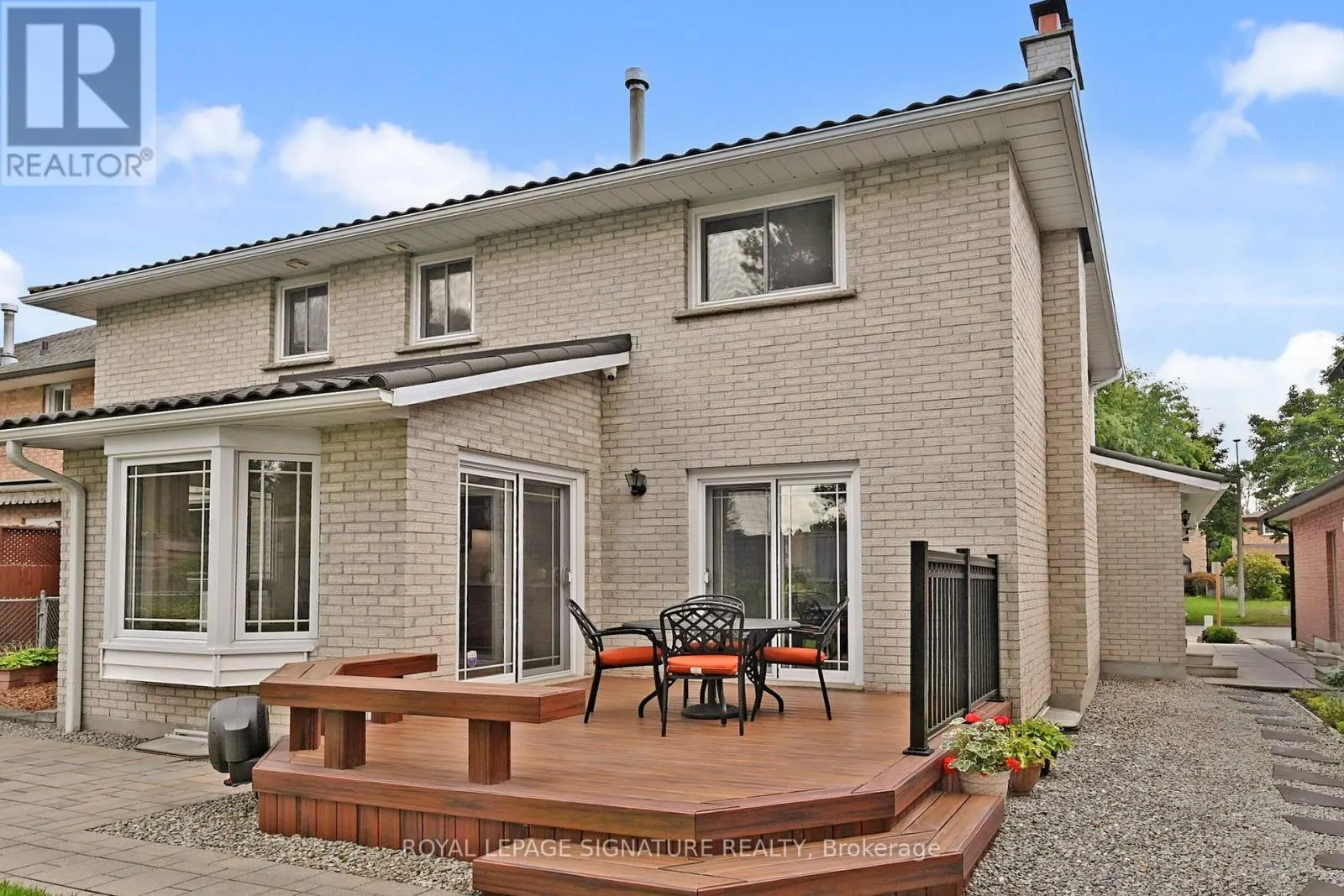 1729 PENGILLEY PLACE