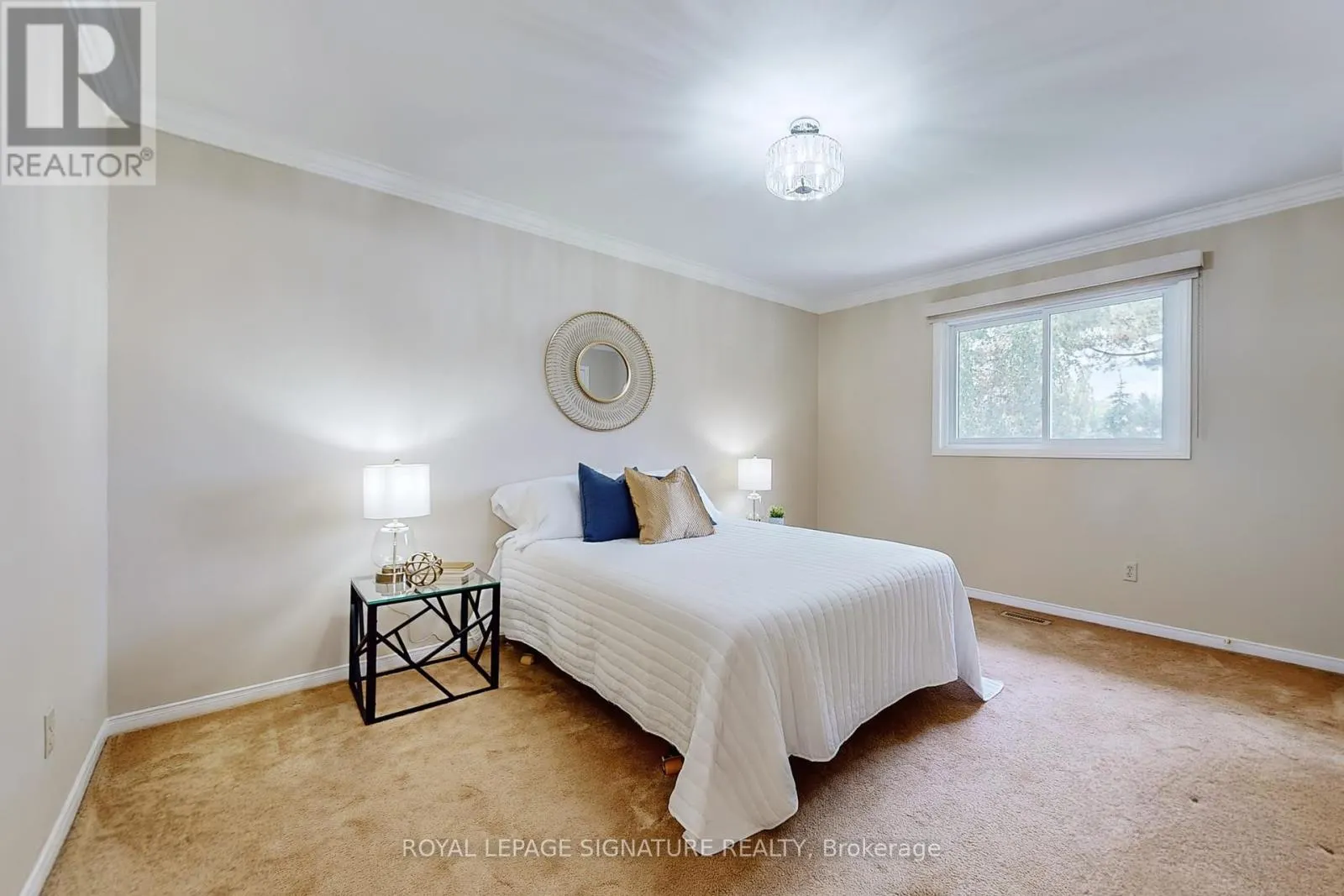 1729 PENGILLEY PLACE