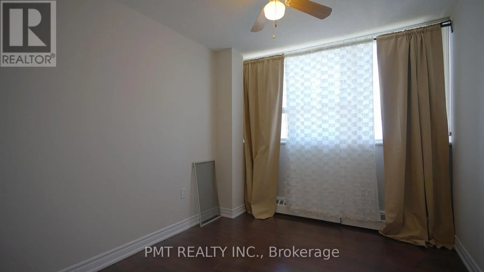 904 - 530 LOLITA GARDENS