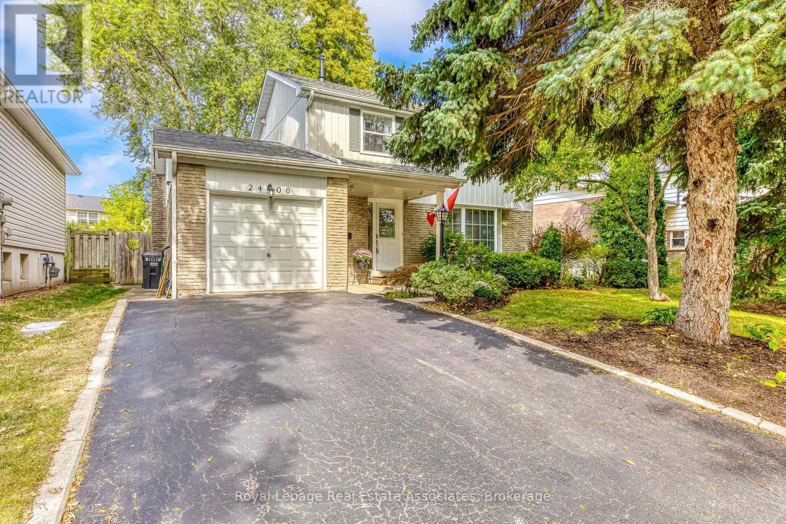 2406 BUTTONBUSH CRESCENT