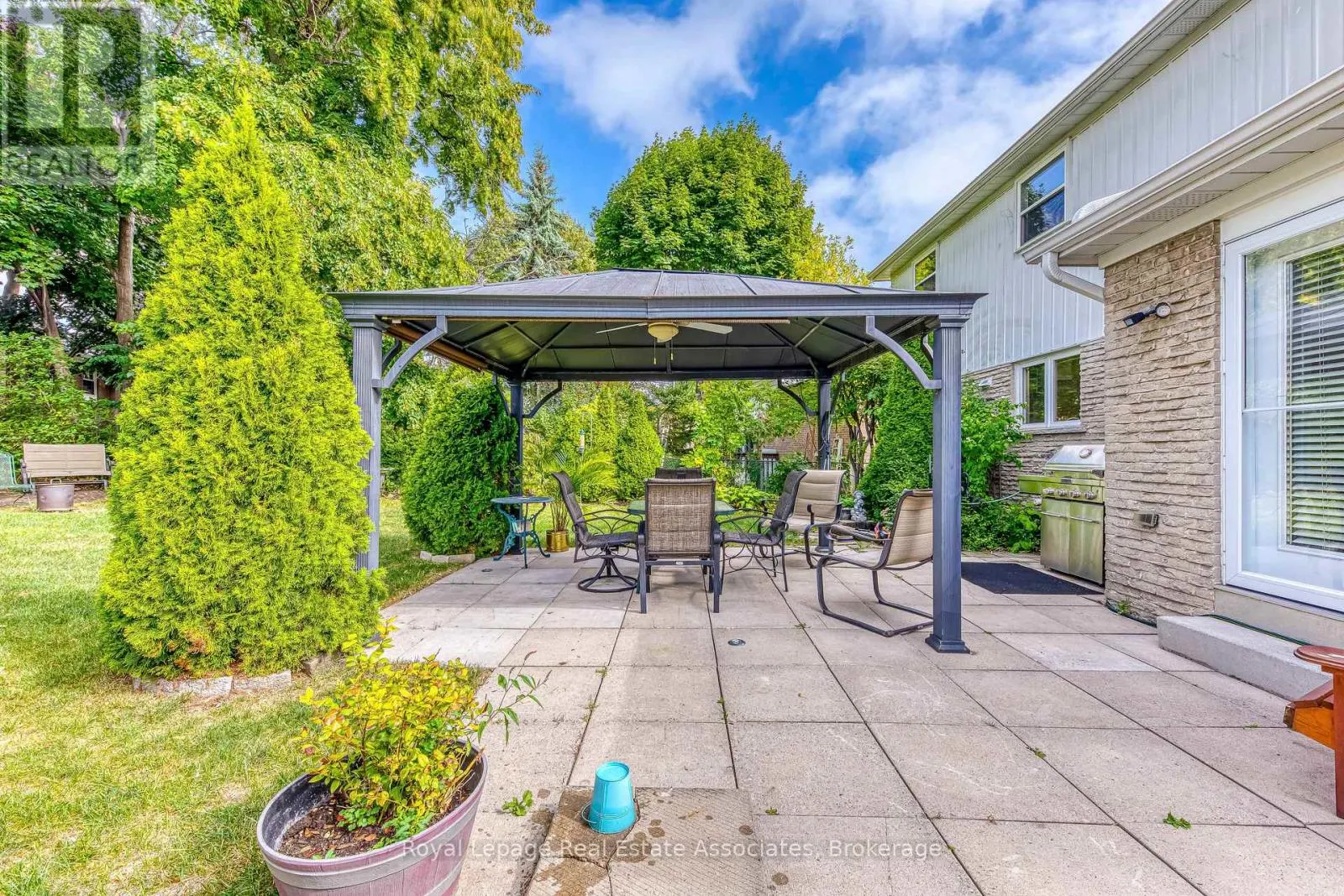 2406 BUTTONBUSH CRESCENT
