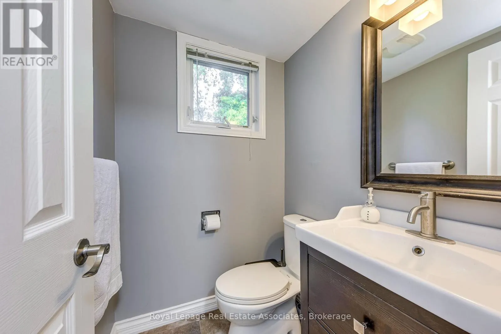 2406 BUTTONBUSH CRESCENT